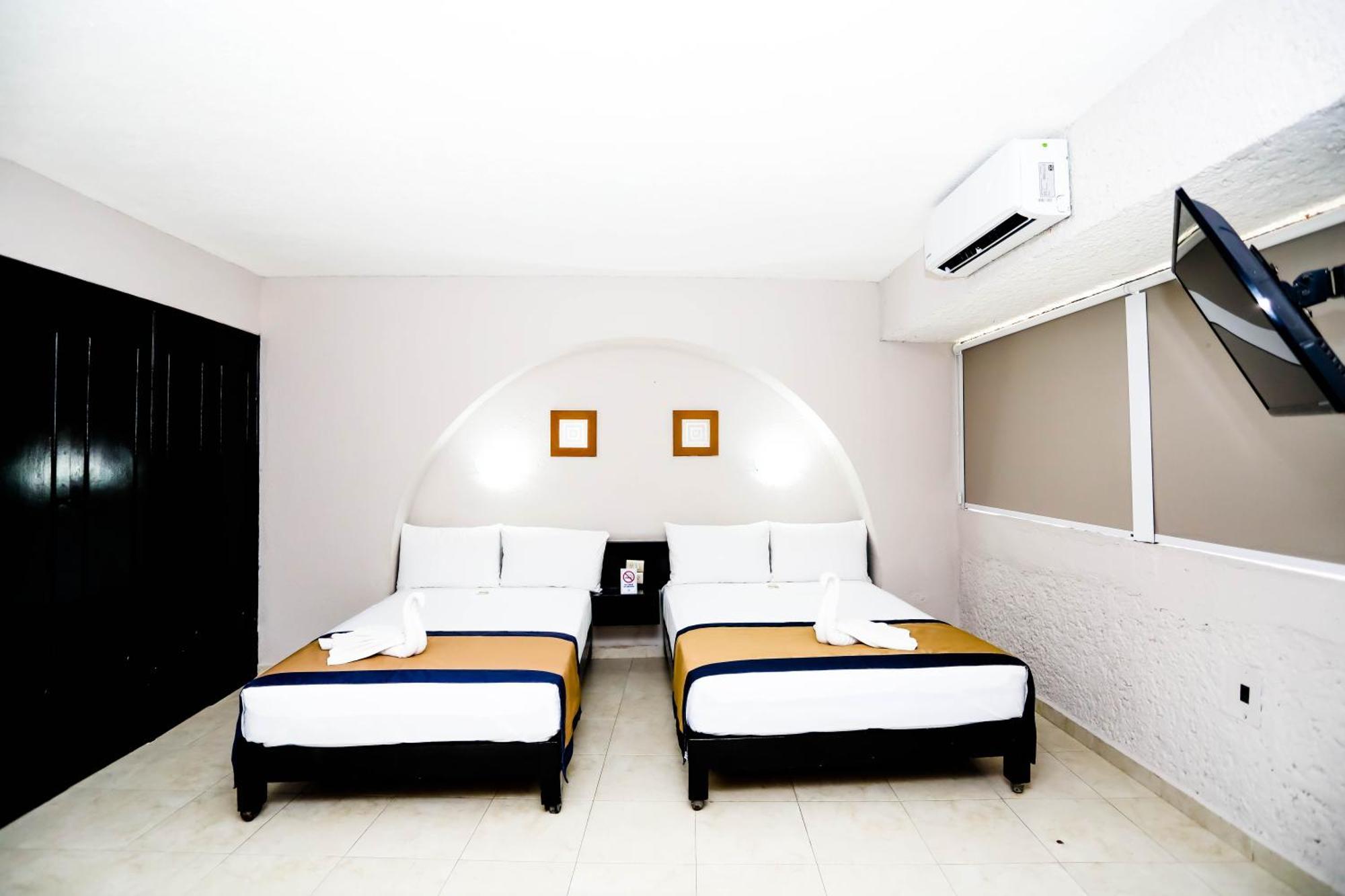 Superior Twin Room,1554431176:JPEG