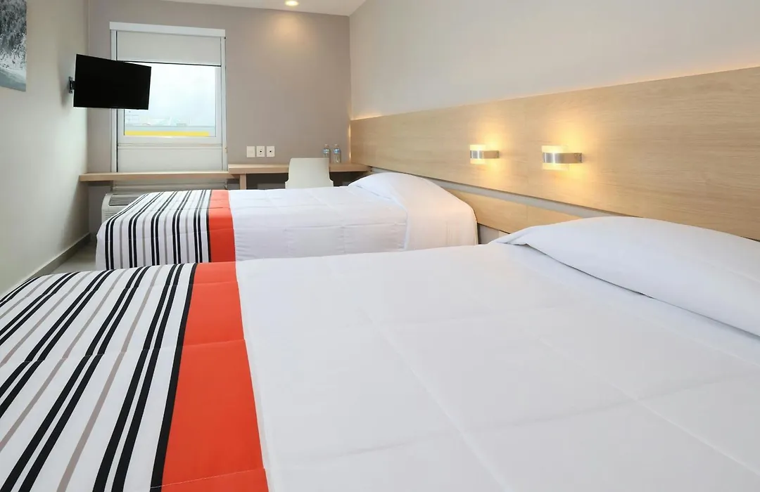 City Express Junior By Marriott Cancun-1