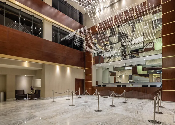 Airport Hotel: Moon Palace Cancun